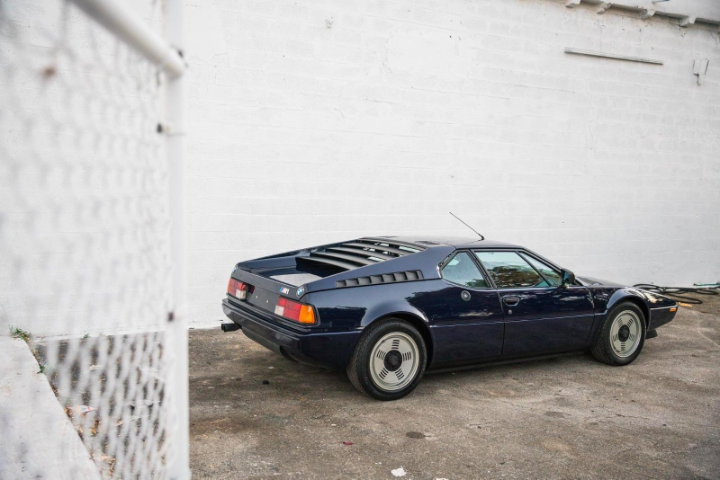 Illustration for article titled This 8,000 Mile BMW M1 Can Be Had For The Price Of Two New Lamborghinis